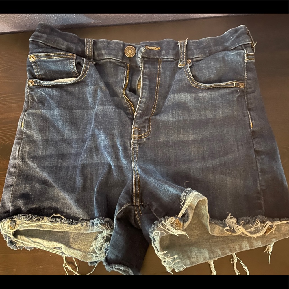 American Eagle size 12 Curvy Hi Rise Shortie shorts